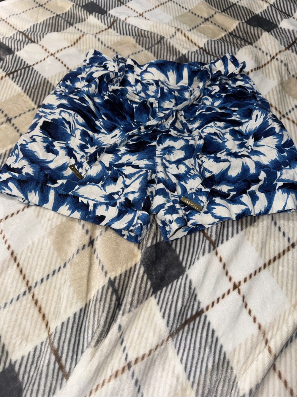 Blue & White Floral Women’s Drawstring Shorts